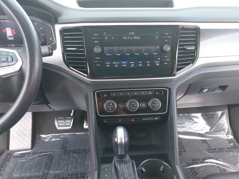 Used 2022 Volkswagen Atlas SEL Premium AWD/4WD image 23