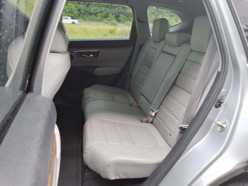 Used 2018 Honda CR-V Touring image 31