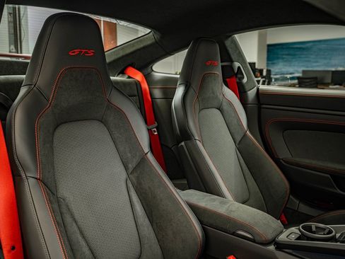 New 2026 Porsche 911 Carrera 4 GTS image 34