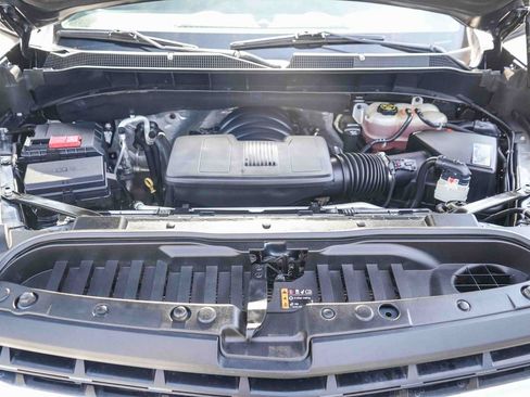 Used 2021 Chevrolet Silverado 1500 LT AWD/4WD image 26