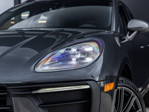 New 2026 Porsche Macan Turbo image 18