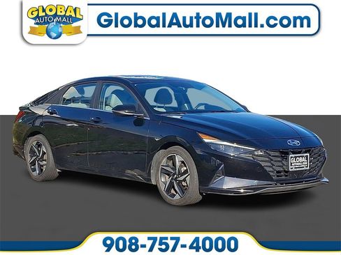 Used 2023 Hyundai Elantra Limited image 1
