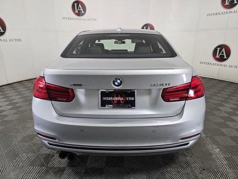 Used 2017 BMW 330i xDrive Sedan image 8