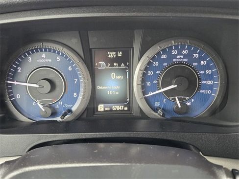 Used 2020 Toyota Sienna LE image 21