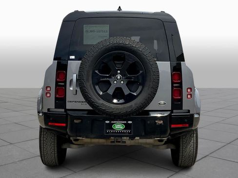 Used 2023 Land Rover Defender 110 X-Dynamic SE AWD/4WD image 5