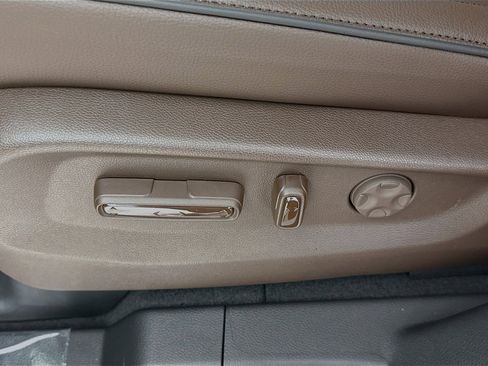 New 2026 Honda Odyssey Touring image 24