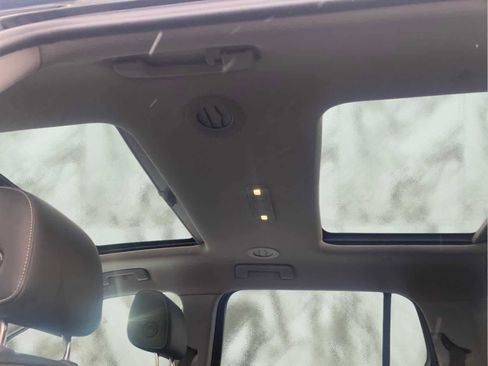 Used 2019 GMC Acadia SLT w/ LPO, Floor Liner Package image 22