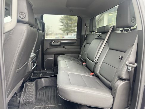 Used 2025 GMC Sierra 2500 SLT w/ SLT Convenience Package image 25