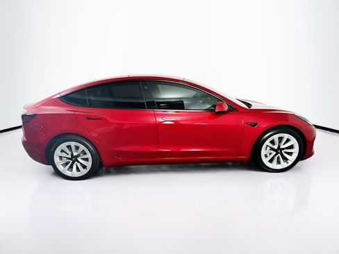 Used 2022 Tesla Model 3 image 10