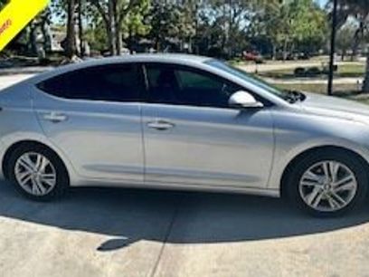 Used 2020 Hyundai Elantra SEL w/ Cargo Package (C1)