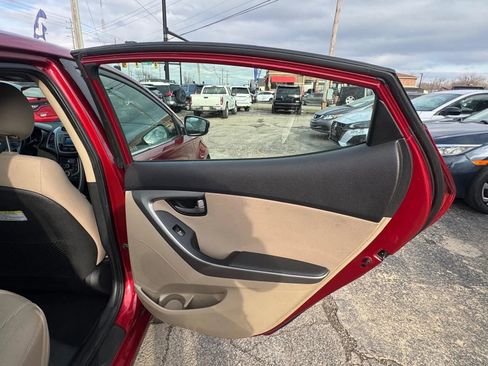 Used 2016 Hyundai Elantra Value Edition image 18