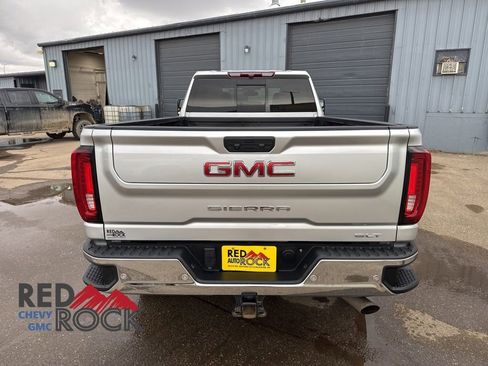 Used 2022 GMC Sierra 3500 SLT w/ SLT Premium Package image 6