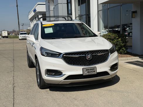 Used 2018 Buick Enclave Avenir w/ LPO, Cargo Package image 20
