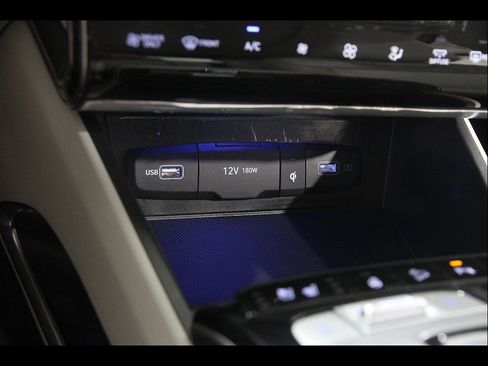 Certified 2023 Hyundai Tucson Limited AWD/4WD image 14
