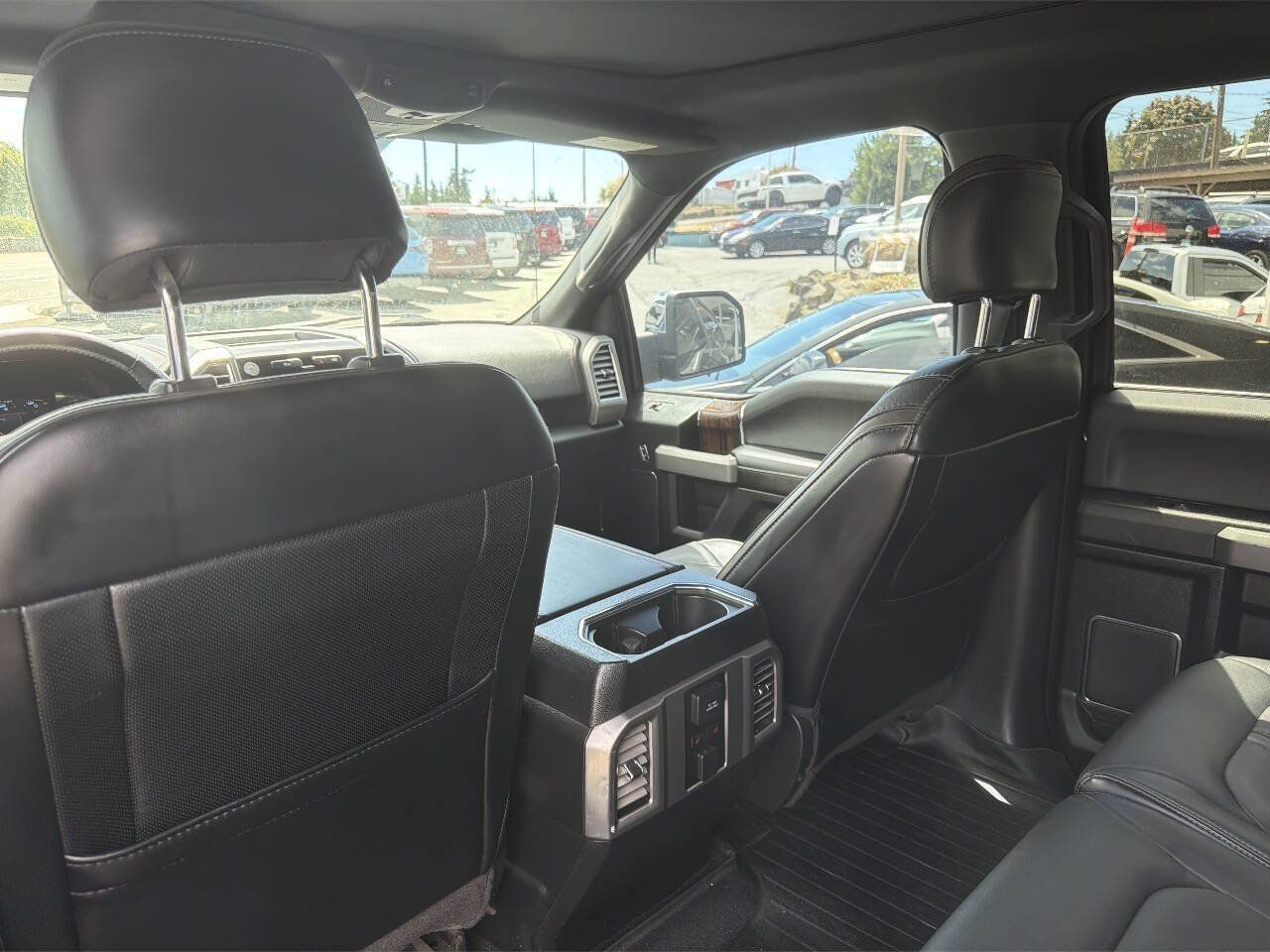 Used 2016 Ford F150 Platinum w/ Equipment Group 701A Luxury AWD/4WD image 26