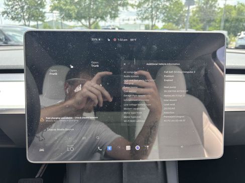 Used 2021 Tesla Model Y Long Range AWD/4WD image 29