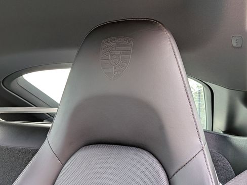 Certified 2024 Porsche 718 Cayman RWD image 6
