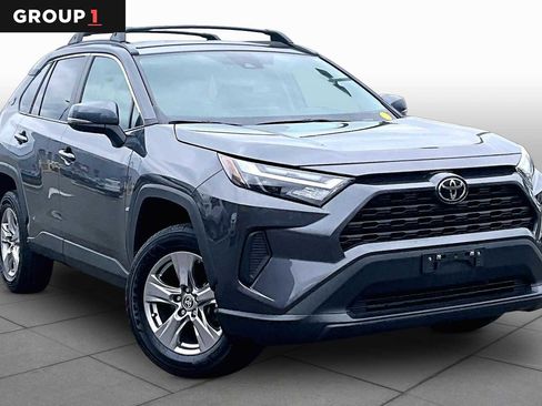 Used 2023 Toyota RAV4 XLE image 3