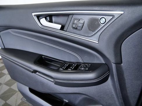 Certified 2020 Ford Edge Titanium w/ Canadian Touring Package AWD/4WD image 27