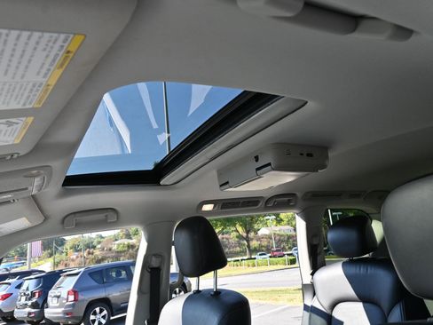 Used 2019 INFINITI QX80 Luxe w/ Proassist Package image 36