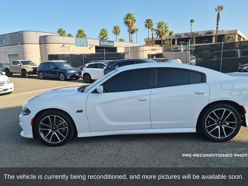 Used 2022 Dodge Charger R/T w/ Plus Group RWD image 9
