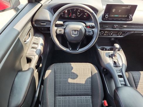 Used 2025 Honda HR-V Sport image 7