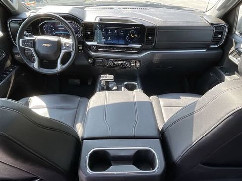 Used 2024 Chevrolet Silverado 1500 LTZ w/ LTZ Premium Package image 23