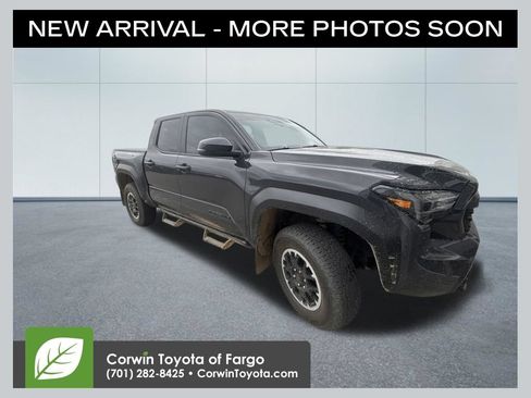 Used 2025 Toyota Tacoma TRD Off-Road w/ TRD Off Road Upgrade Package AWD/4WD image 1