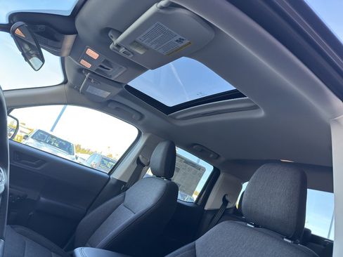 New 2025 Ford Maverick XLT w/ XLT Luxury Package image 25