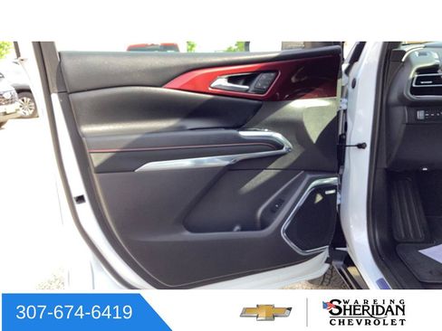 Used 2026 Chevrolet Traverse RS AWD/4WD image 22