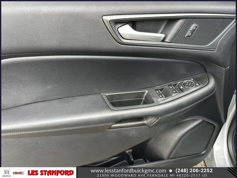 Used 2021 Ford Edge SE w/ Cargo Accessory Package AWD/4WD image 16