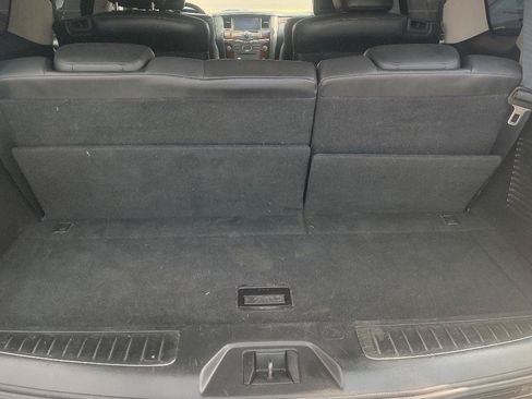 Used 2015 INFINITI QX80 4WD w/ Deluxe Technology Package image 31