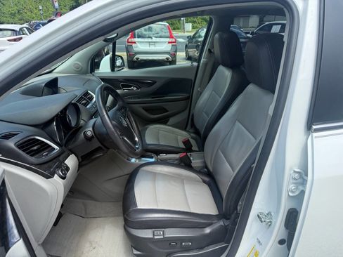 Used 2015 Buick Encore Leather w/ Experience Buick Package FWD image 7