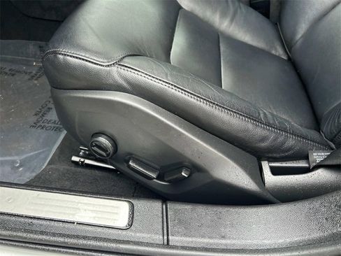 Used 2022 Volvo S60 B5 Inscription image 19