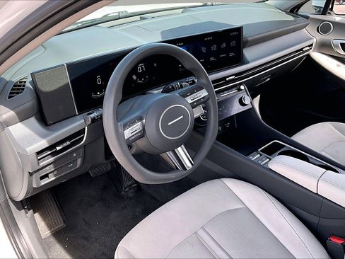 Used 2024 Hyundai Sonata SEL image 17