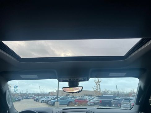 Used 2021 GMC Sierra 2500 Denali w/ Denali Black Diamond Edition image 22