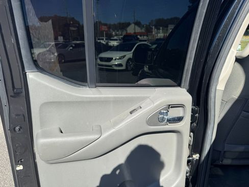 Used 2016 Nissan Frontier SV w/ SV Value Truck Package image 21