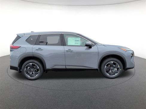 New 2026 Nissan Rogue SV w/ Cold Weather Package image 4
