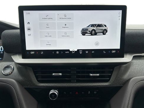 Used 2025 Ford Explorer Platinum image 24