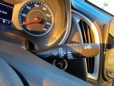 Used 2024 Chevrolet Malibu LT image 24