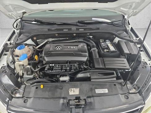 Used 2017 Volkswagen Jetta SEL FWD image 27