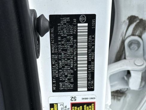 Used 2021 Toyota Camry SE image 30