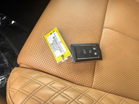 Used 2024 Jeep Grand Cherokee L Summit AWD/4WD image 26