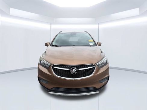 Used 2017 Buick Encore Preferred FWD image 2