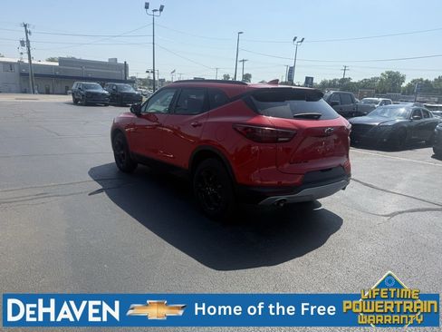 Used 2024 Chevrolet Blazer LT w/ Sound & Technology Package AWD/4WD image 4