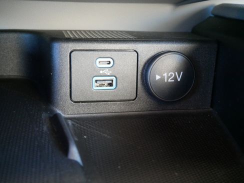 Used 2023 Ford Escape Active w/ Tech Pack #2 AWD/4WD image 31
