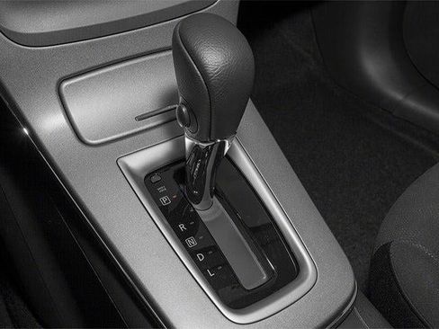Used 2014 Nissan Sentra SL w/ Premium Package FWD image 10