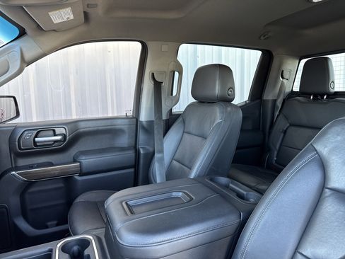 Used 2021 Chevrolet Silverado 1500 LT Trail Boss w/ Convenience Package II image 13