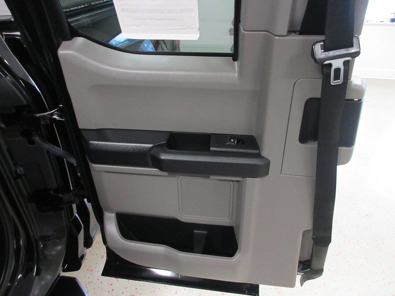 Used 2019 Ford F150 XL w/ Equipment Group 101A Mid AWD/4WD image 30