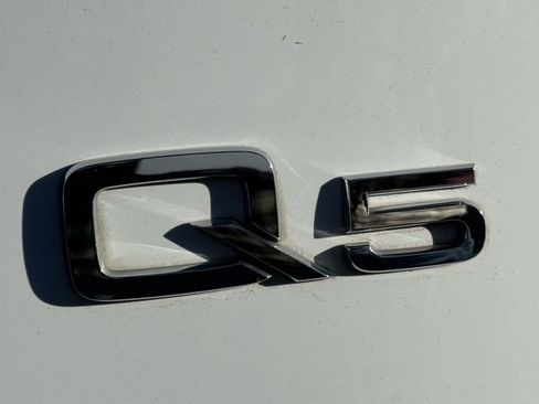 Used 2024 Audi Q5 2.0T Premium Plus image 10